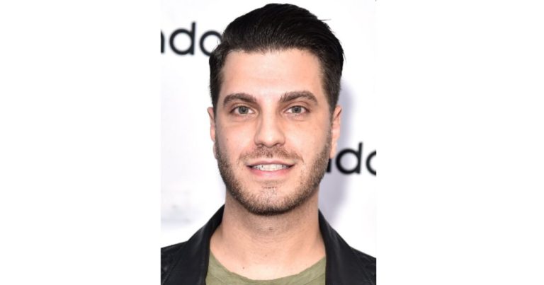 Spencer Charnas Height