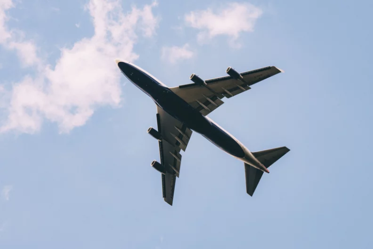Discovering Affordable Air Travel: Tips, Times, and Tools